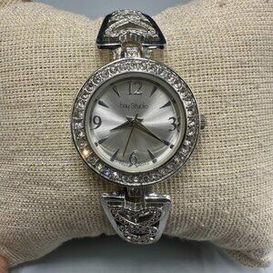 Bay Studio Watch Women Silver Tone Heart Stretch Band New Battery 6.5"